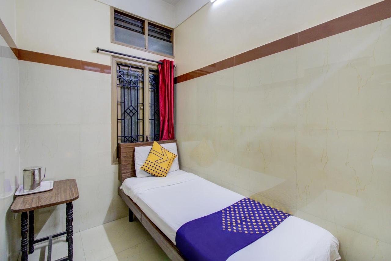 Spot On 75643 Golden Guest House Bangalore Luaran gambar