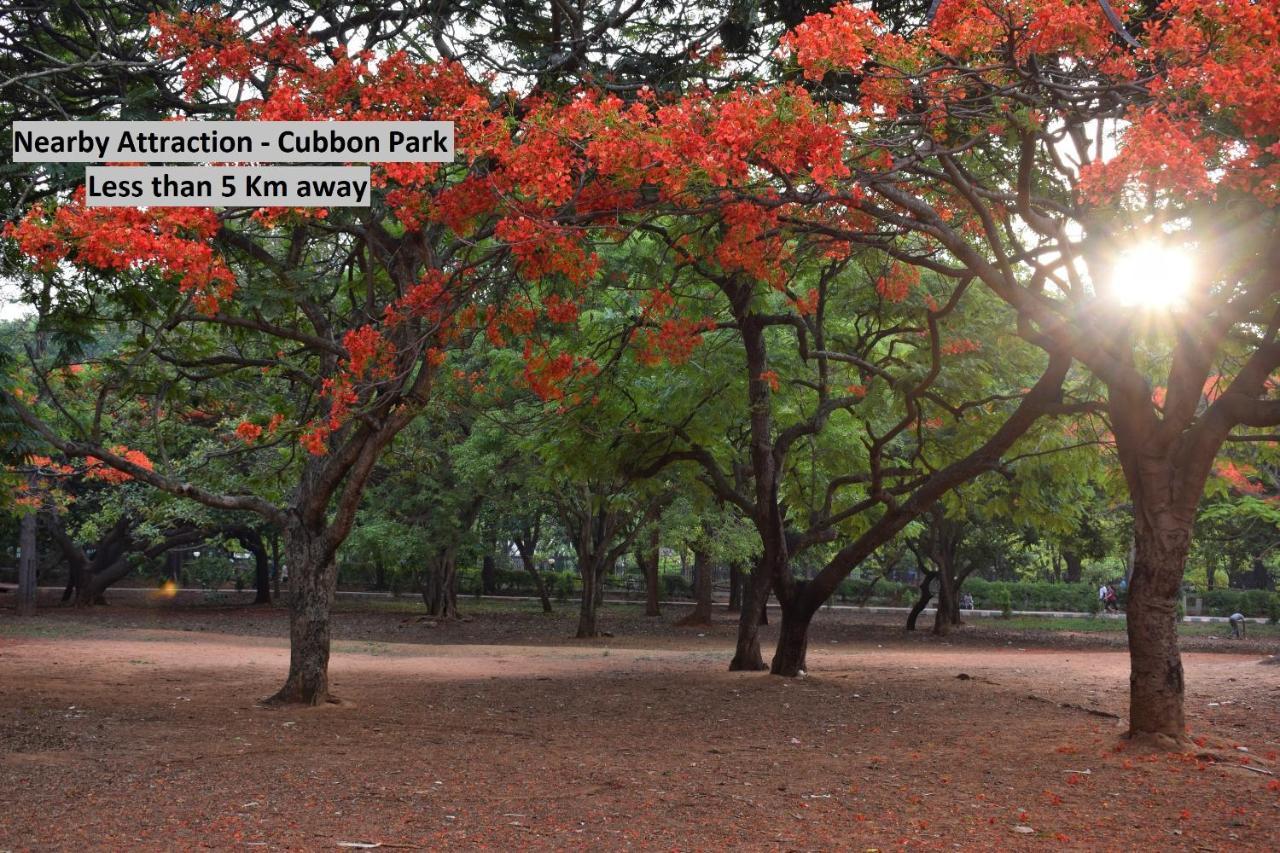 Spot On 75643 Golden Guest House Bangalore Luaran gambar